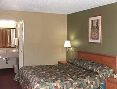 Knights Inn Lebanon Habitación foto