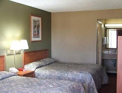 Knights Inn Lebanon Habitación foto